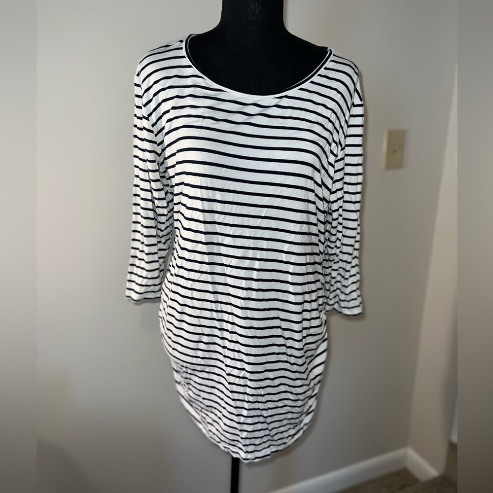 🌻3/$20!🌻 Small Show Maternity Shirt